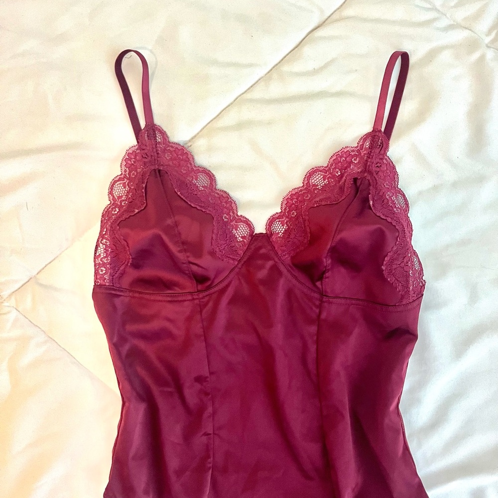 Maroon satin lace bodysuit - Picture 4 of 6